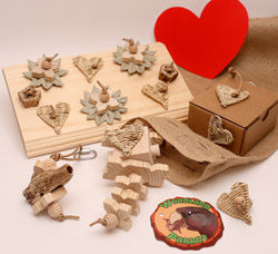 Woodland Parrot Valentine's Day Special 5 Toy Set